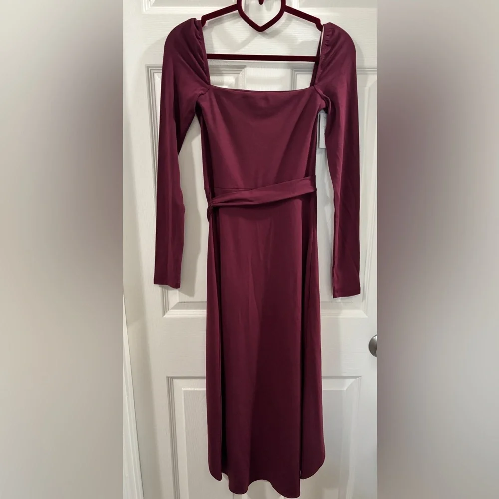 NWT Aritzia Wilfred Saturn Long sleeve Midi Jersey Dress Size S Burgundy - Picture 3 of 7